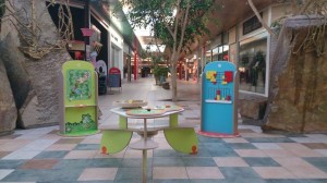 Un espace enfant dans un centre commercial